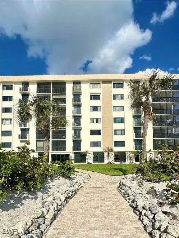Picture of 10475 Gulf Shore Dr 151, Naples FL 34108