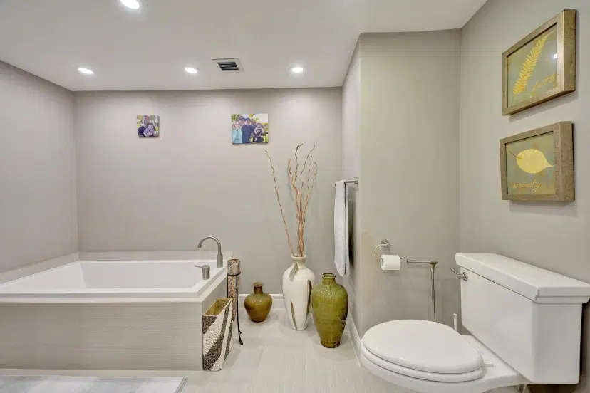 Picture of 2001 N Ocean Blvd 305, Boca Raton FL 33431
