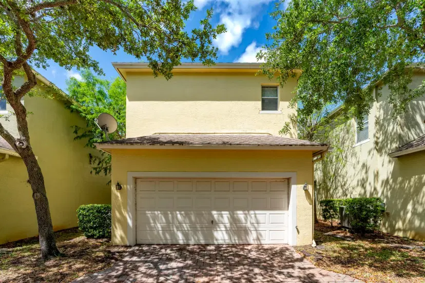 Picture of 2558 SE Pineland Drive, Port St Lucie FL 34952