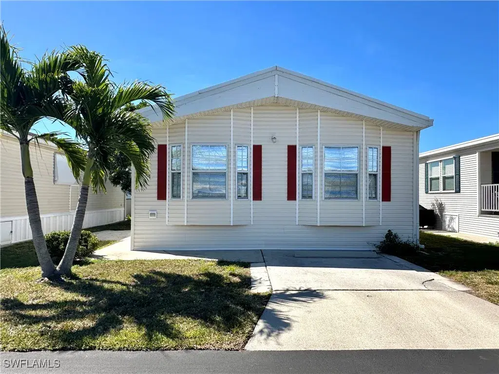 Picture of 4711 Robert E Lee Blvd W, Estero, FL 33928