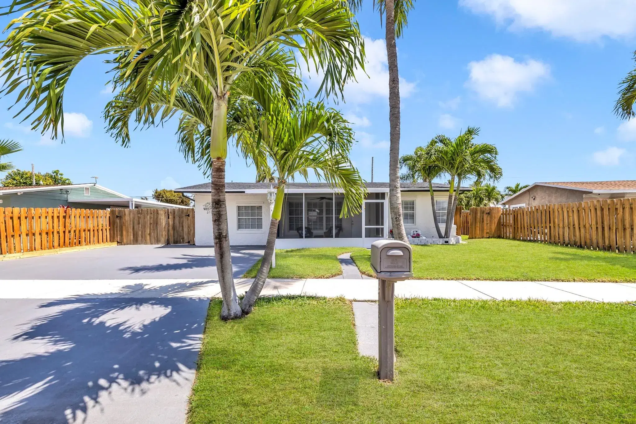 Picture of 2720 NE 11Th Terrace, Pompano Beach, FL 33064