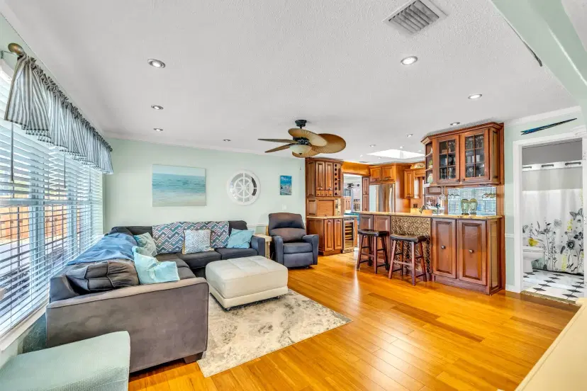 Picture of 2720 NE 11Th Terrace, Pompano Beach FL 33064