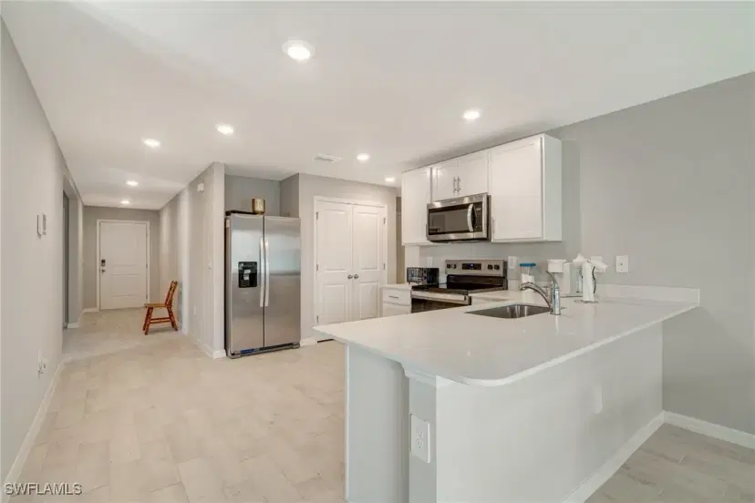 Picture of 2554 Lakeshore Cir, Port Charlotte FL 33952
