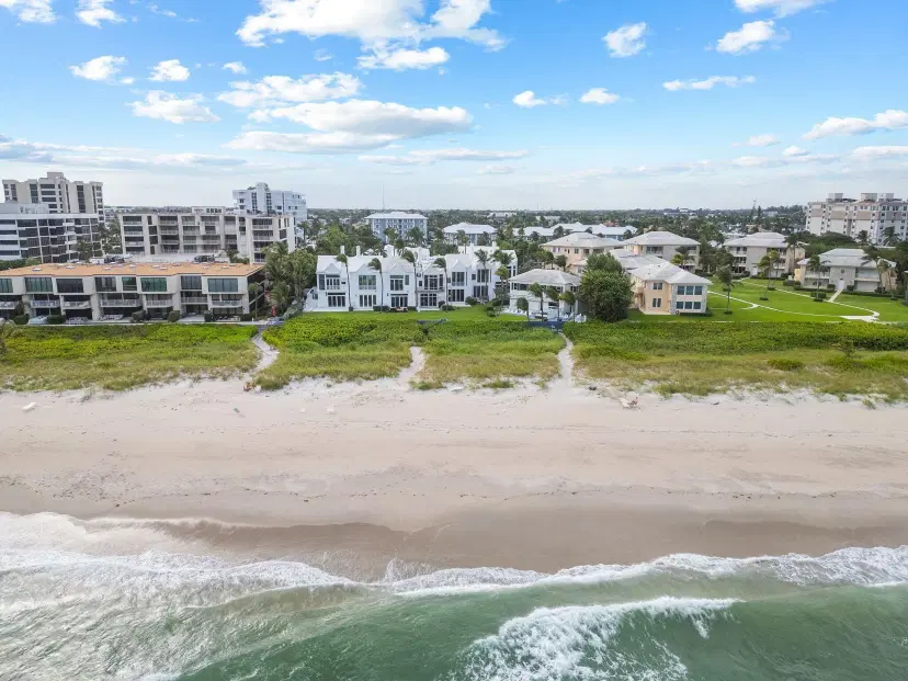 Picture of 2115 S Ocean Boulevard 12, Delray Beach, FL 33483