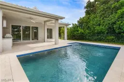 Picture of 1136 Trail Terrace Dr, Naples, FL 34103