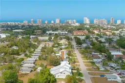 Picture of 1136 Trail Terrace Dr, Naples, FL 34103