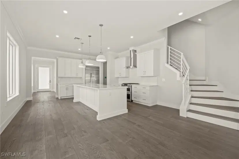 Picture of 1136 Trail Terrace Dr, Naples FL 34103