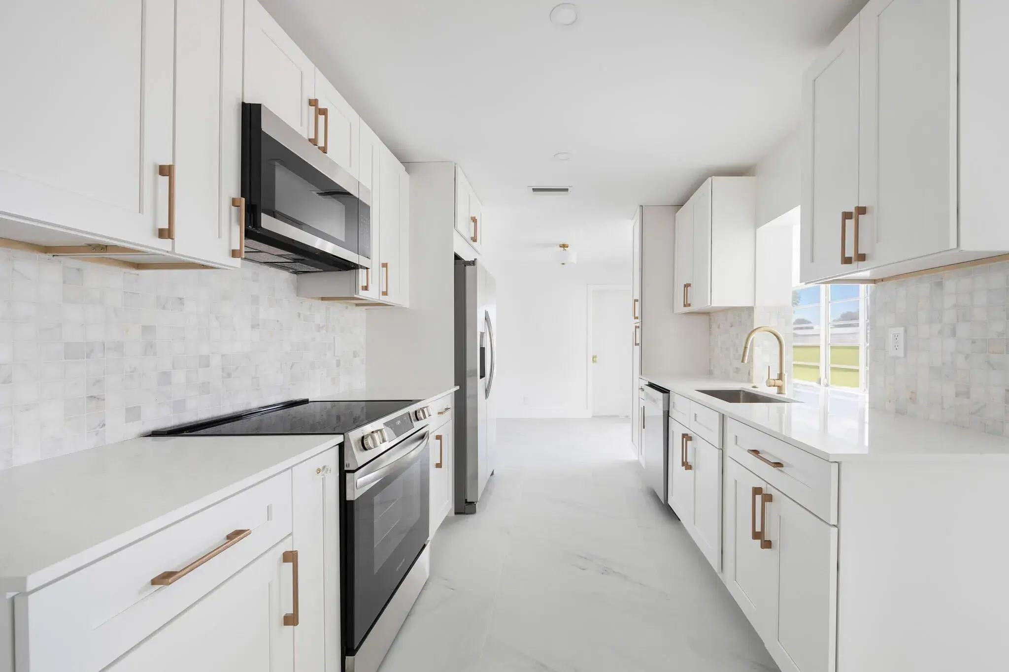 Picture of 8508 NW 59 Place, Tamarac, FL 33321