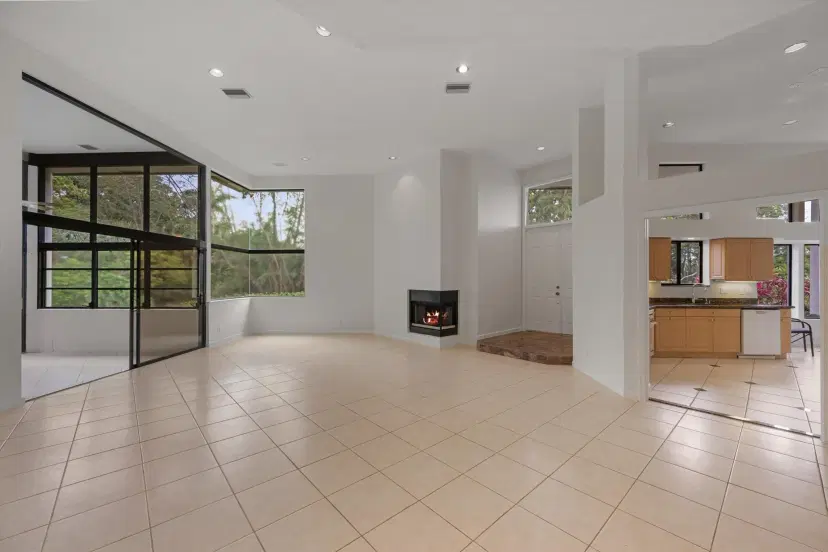 Picture of 1120 Sand Drift Way D, West Palm Beach FL 33411