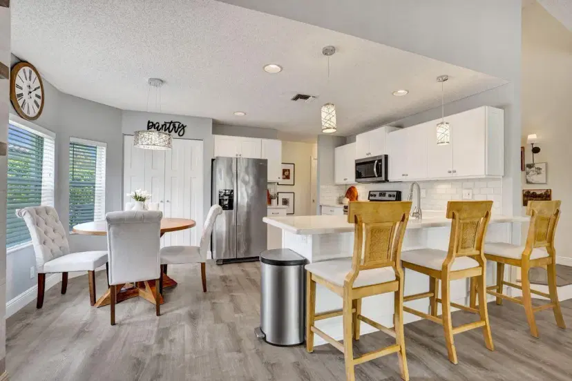 Picture of 1610 Lakefield North Court, Wellington FL 33414