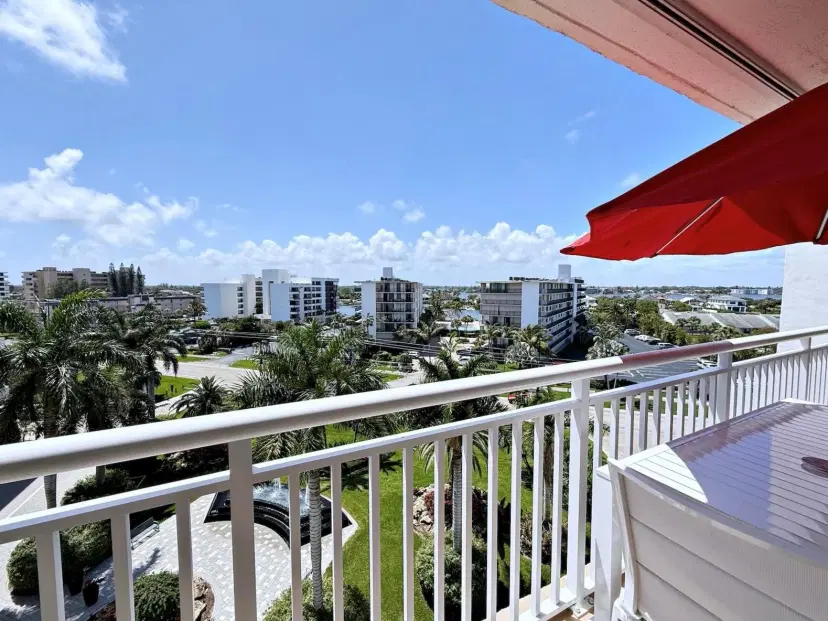 Picture of 3546 S Ocean Boulevard 718, South Palm Beach, FL 33480