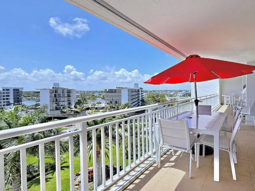Picture of 3546 S Ocean Boulevard 718, South Palm Beach, FL 33480