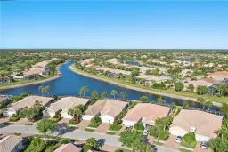 Picture of 8205 Xenia Ln, Naples, FL 34114