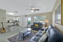 Picture of 3325 Airport Rd N H5, Naples, FL 34105