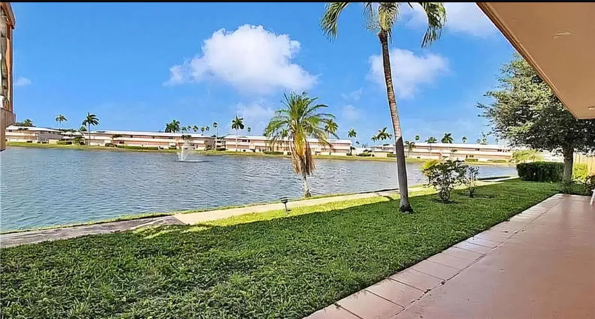 Picture of 900 SW 10Th Ter 10S, Hallandale Beach, FL 33009