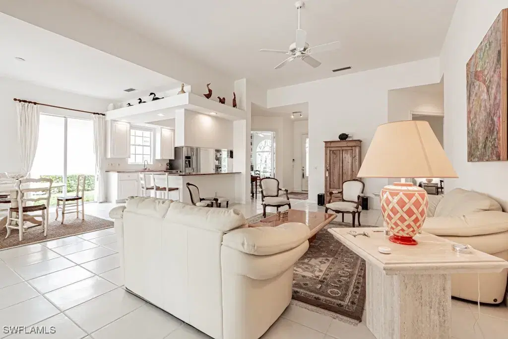 Picture of 2926 Gilford Way, Naples, FL 34119