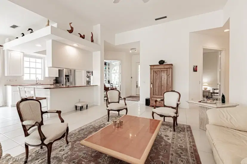 Picture of 2926 Gilford Way, Naples FL 34119