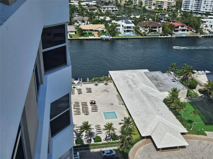 Picture of 1985 S Ocean Dr 20D, Hallandale Beach FL 33009