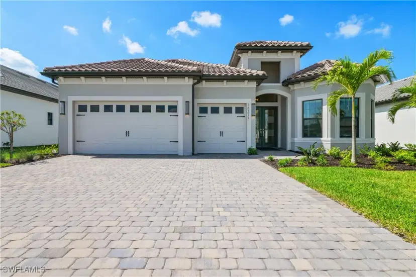 Picture of 18377 Ridgeline Dr, Estero FL 33928
