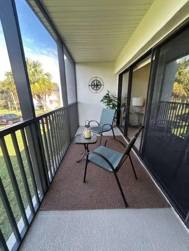 Picture of 1605 S Us Highway 1 V5-202, Jupiter FL 33477