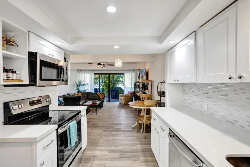 Picture of 4631 NW 2Nd Avenue 704, Boca Raton FL 33431