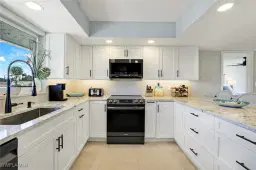 Picture of 112 Penny Ln 766, Naples, FL 34112
