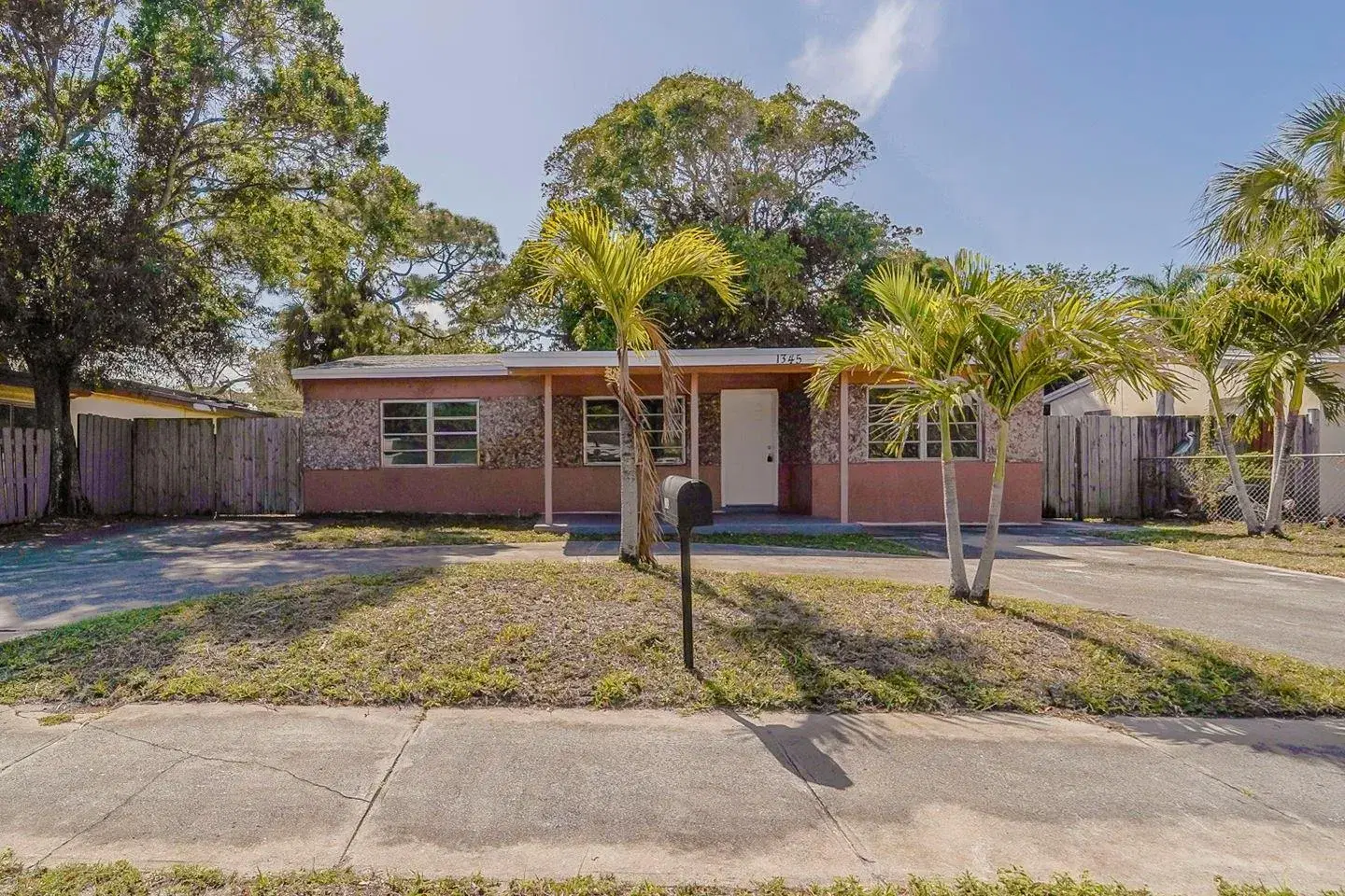Picture of 1345 SW 22Nd Ter, Fort Lauderdale, FL 33312
