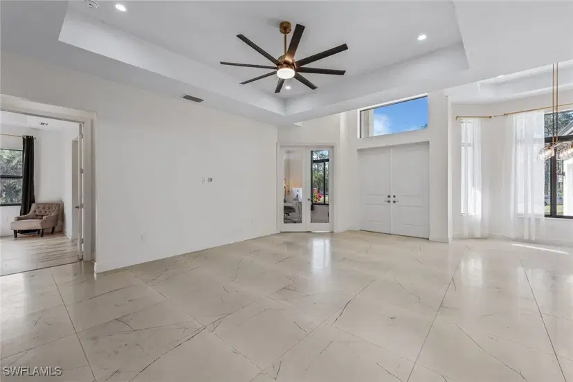 Picture of 415 41St Ave Ne, Naples FL 34120
