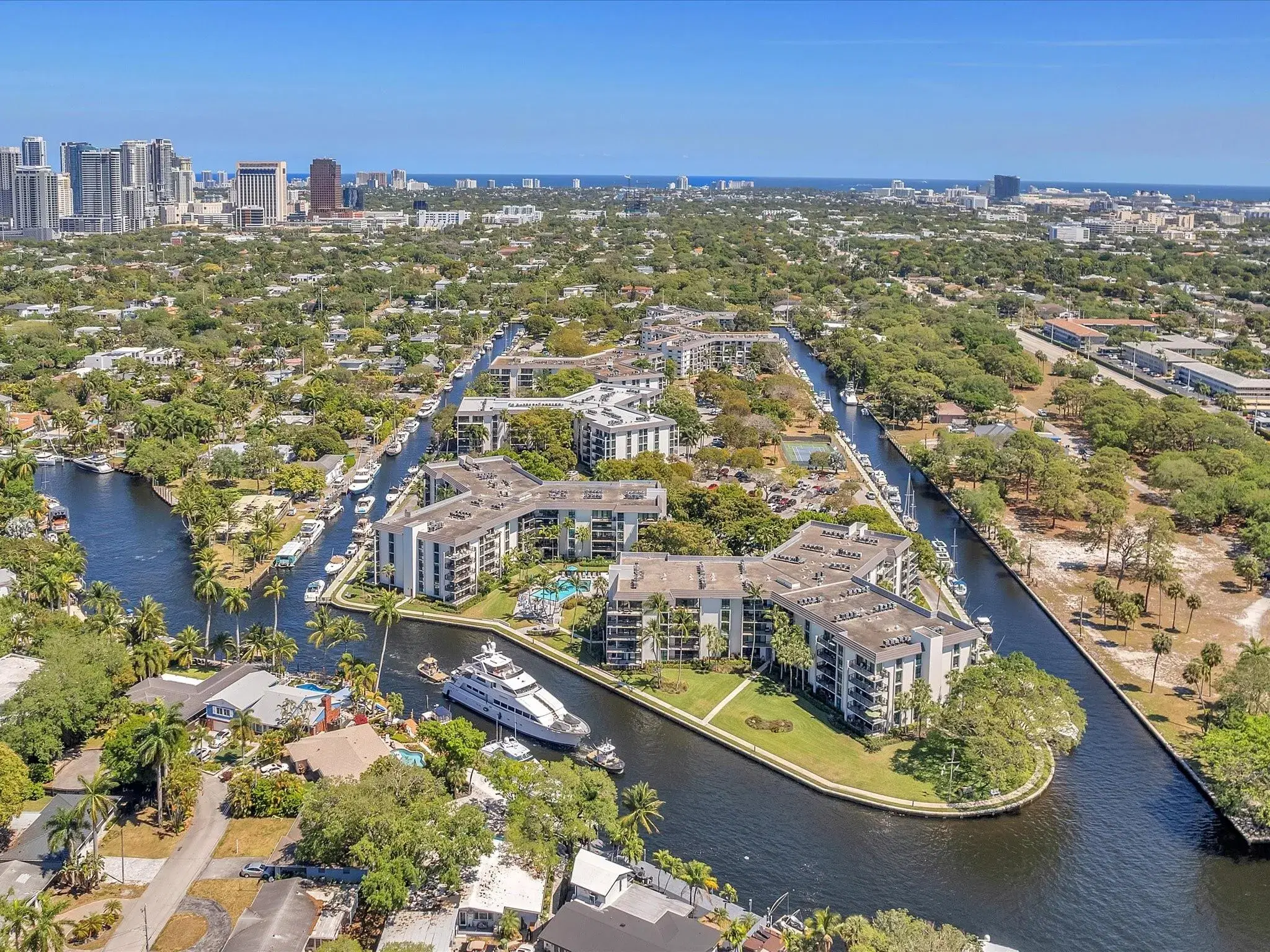 Picture of 900 River Reach Dr 522, Fort Lauderdale, FL 33315