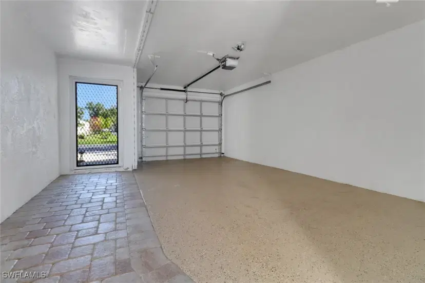 Picture of 13711 Raleigh Ln 7, Fort Myers FL 33919