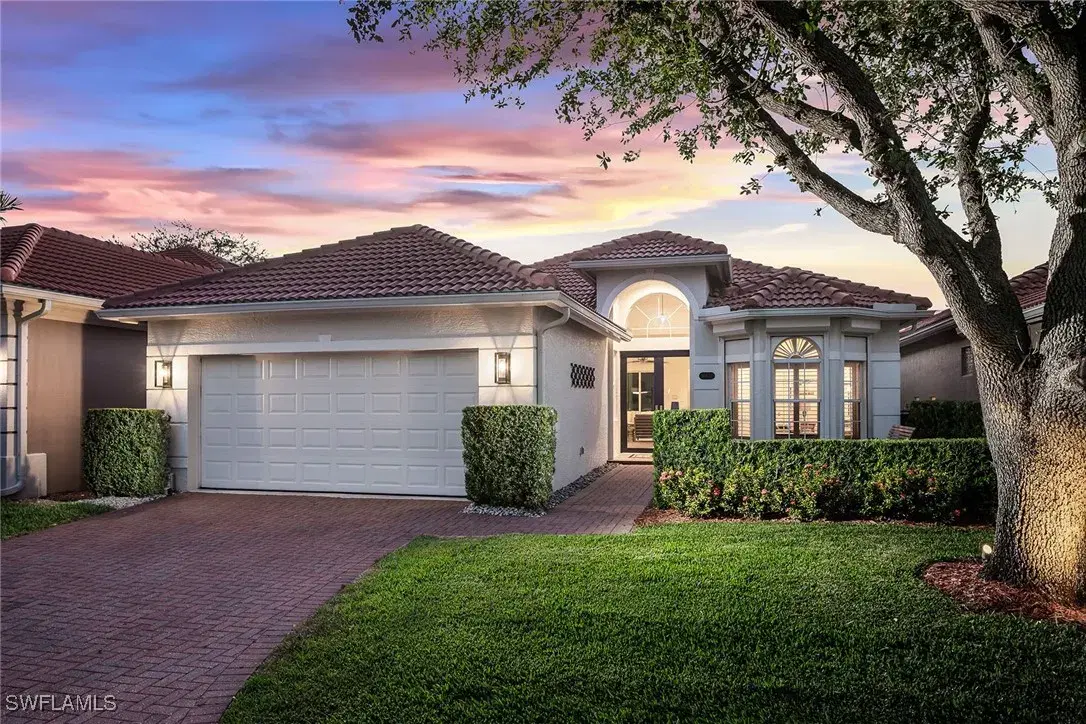 Picture of 1002 Fountain Run, Naples, FL 34119