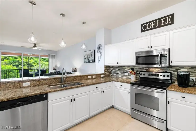 Picture of 10021 Heather Ln 803, Naples FL 34119