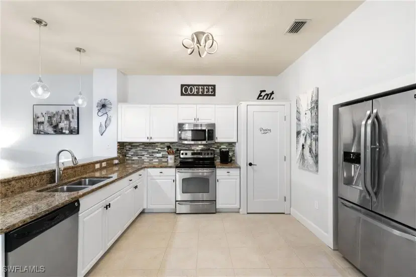 Picture of 10021 Heather Ln 803, Naples FL 34119