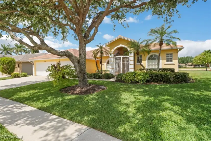 Picture of 3283 Potomac Ct, Naples FL 34120