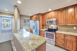 Picture of 120 Gledhill Ct, Fort Myers, FL 33919