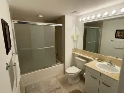 Picture of 2080 S Ocean Dr 505, Hallandale Beach, FL 33009