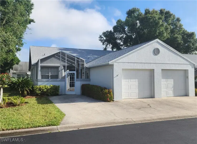 Picture of 9530 Royal Dr, Fort Myers FL 33905