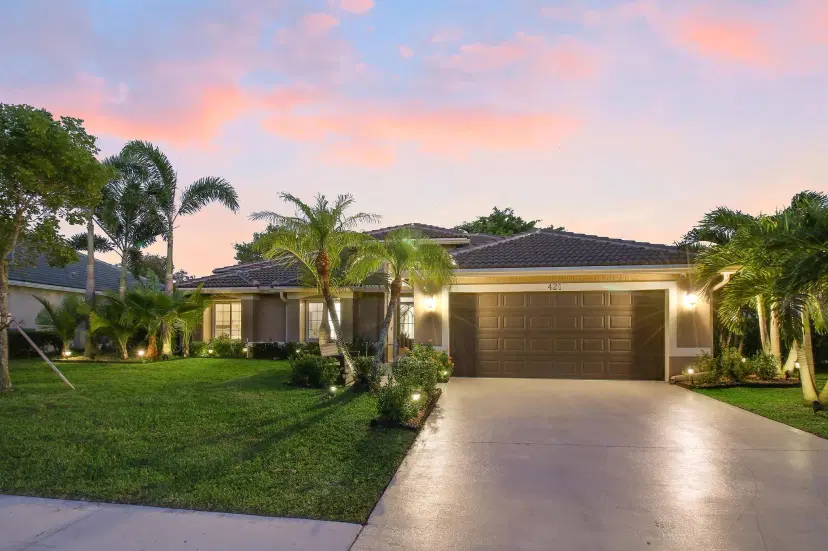 Picture of 421 SW Crabapple Cove, Port St Lucie FL 34986