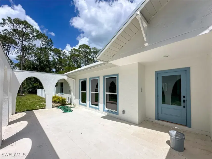 Picture of 5588 Wendy Ln, Naples FL 34112