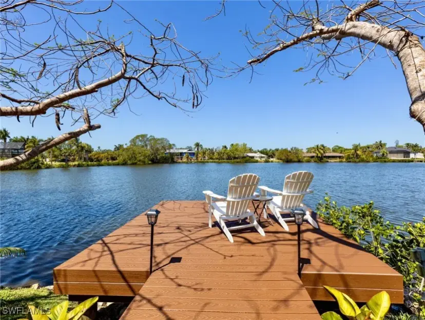 Picture of 7337 Lake Dr, Fort Myers FL 33908