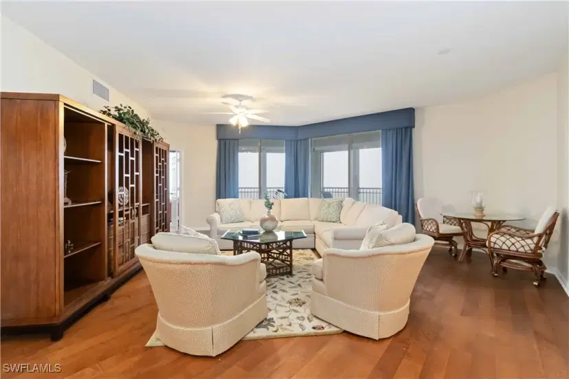 Picture of 1001 Arbor Lake Dr 1207, Naples FL 34110