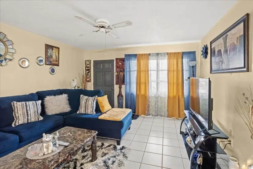 Picture of 8410 NW 59Th Pl, Tamarac FL 33321
