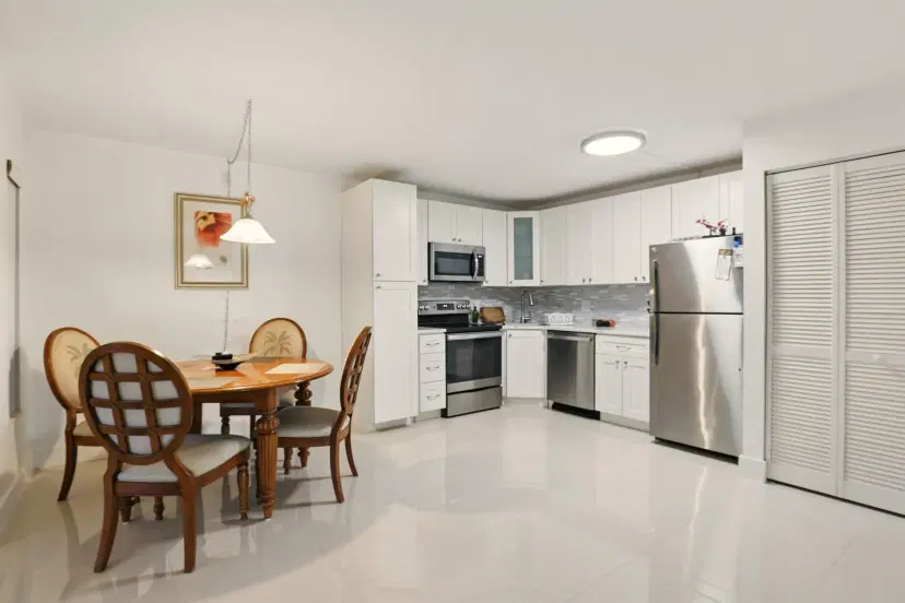 Picture of 528 Shady Pine Way B1, Greenacres FL 33415