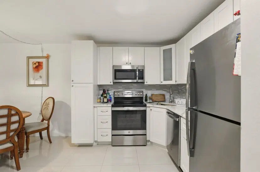Picture of 528 Shady Pine Way B1, Greenacres FL 33415