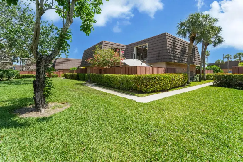 Picture of 1406 14Th Court, Jupiter FL 33477