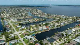 Picture of 1928 Palaco Grande Pkwy, Cape Coral, FL 33904