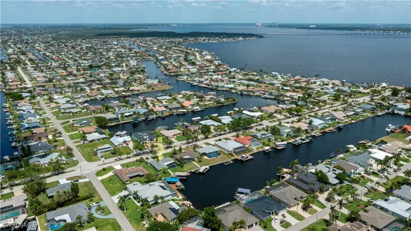 Picture of 1928 Palaco Grande Pkwy, Cape Coral, FL 33904
