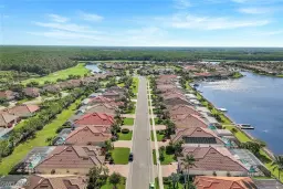 Picture of 9282 Quarry Dr, Naples, FL 34120