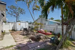 Picture of 27620 Riverdale Ln, Bonita Springs, FL 34134