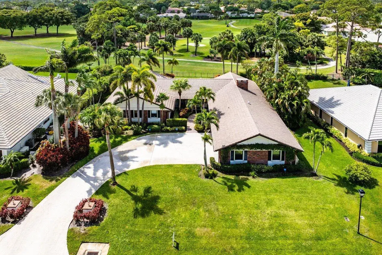 Picture of 477 Glenbrook Drive, Atlantis, FL 33462